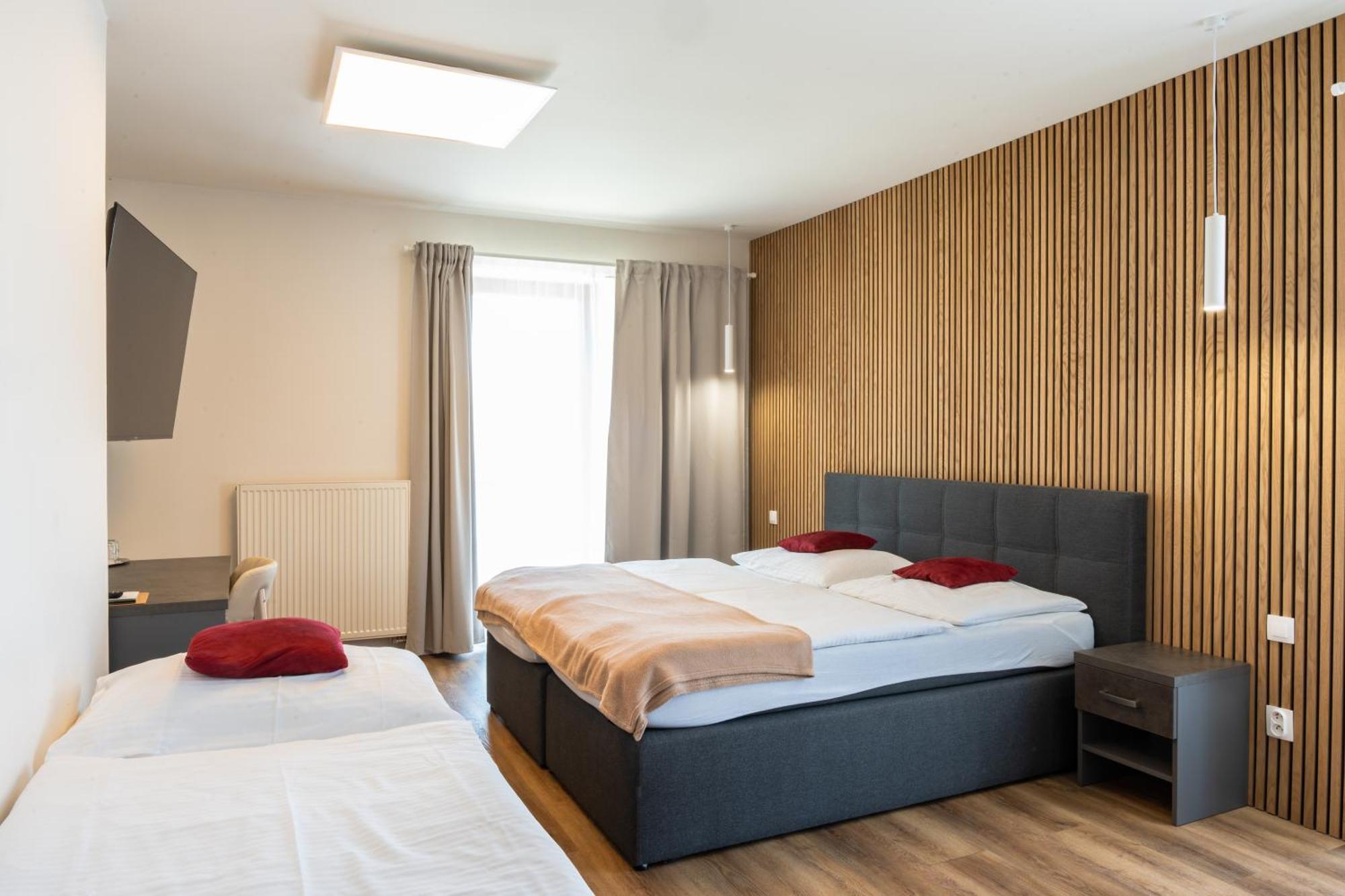 Hotel Sharingham Brno Exterior foto