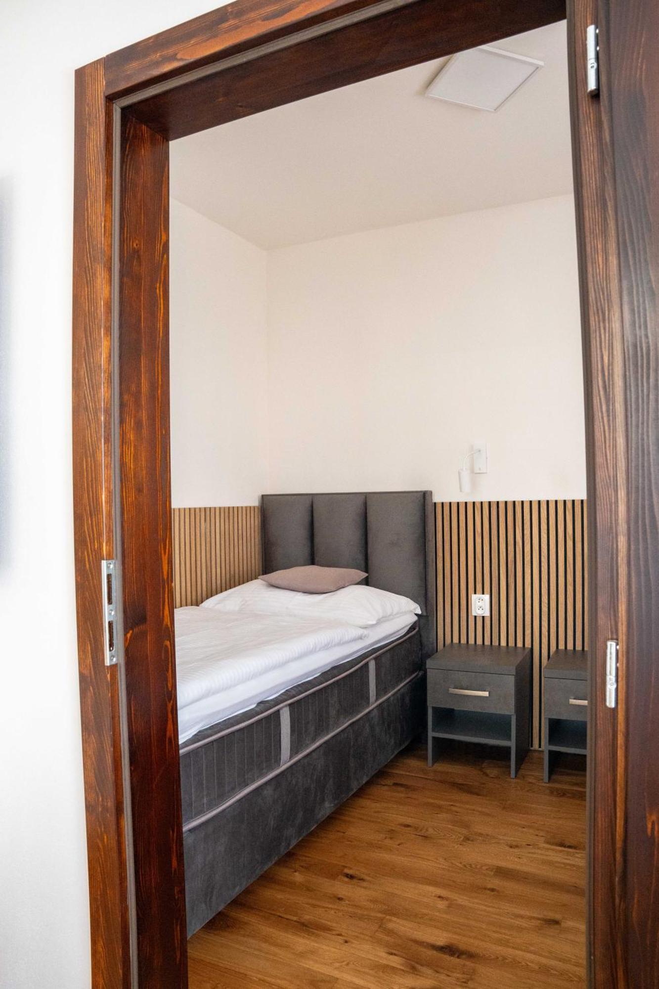 Hotel Sharingham Brno Exterior foto